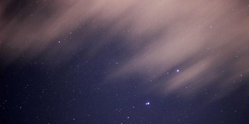 青岛西荣跨境电子商务发展：机电设备供应商如何通过线上平台拓展海外市场