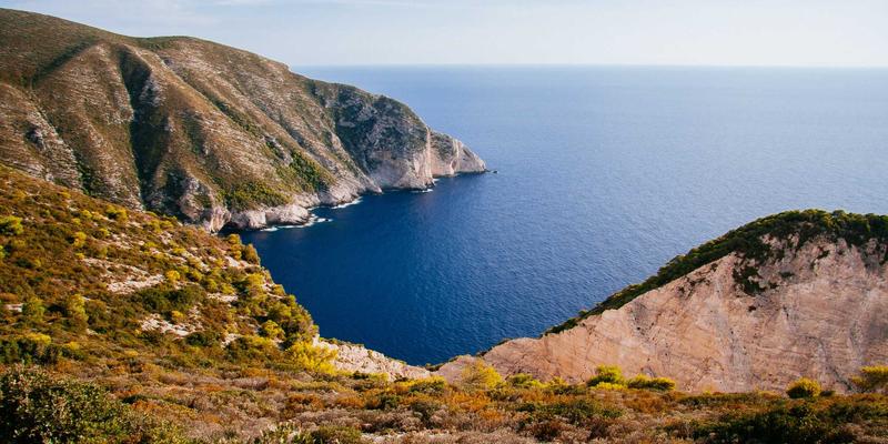 青岛西荣高端装备制造产业集群深度解析：龙头企业引领与工业零部件供应商生态构建